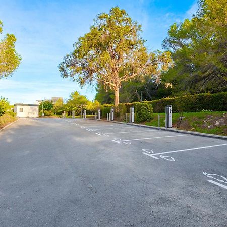 B&B Hotel Antibes Sophia Antipolis Biot Exteriör bild
