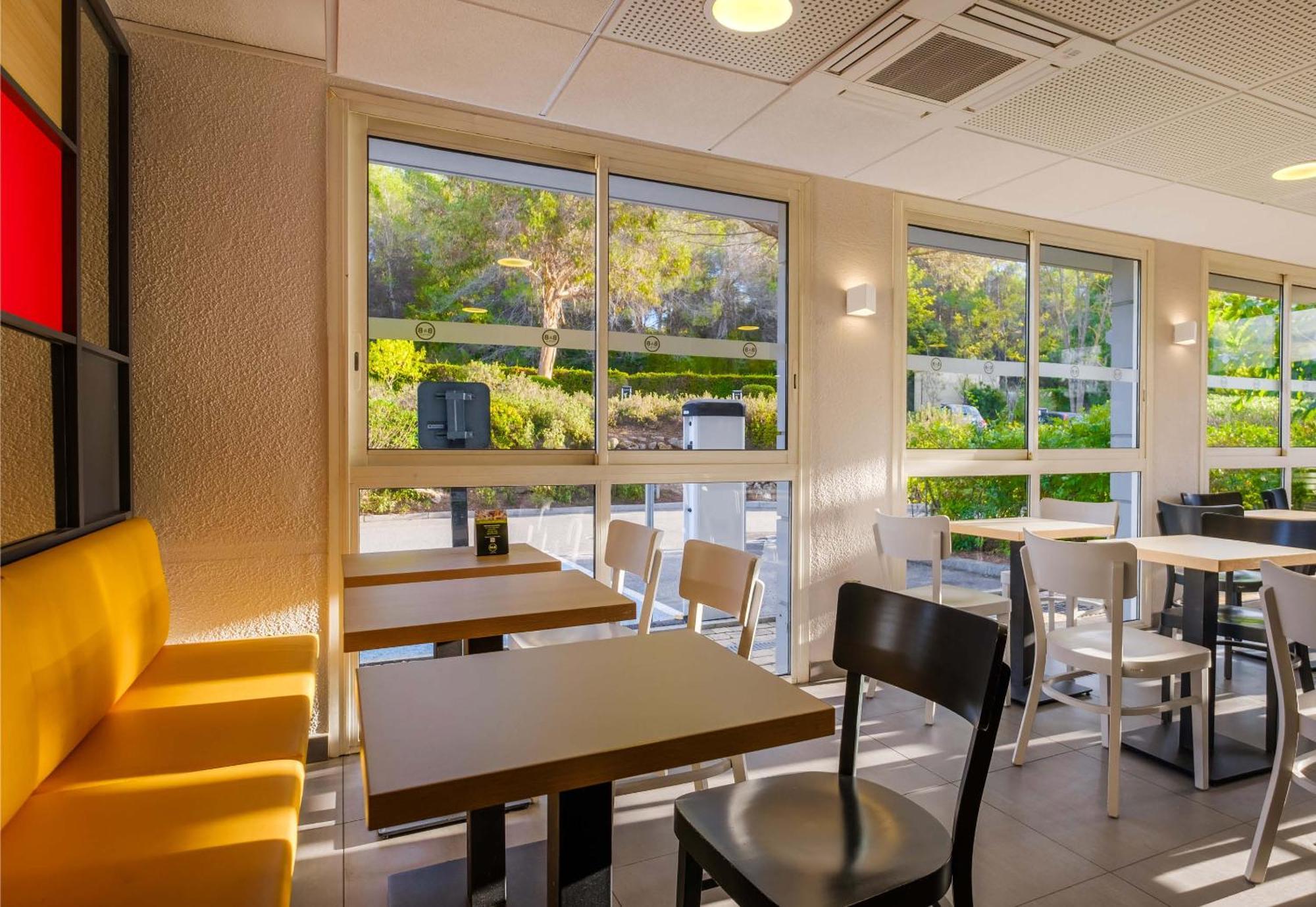 B&B Hotel Antibes Sophia Antipolis Biot Exteriör bild